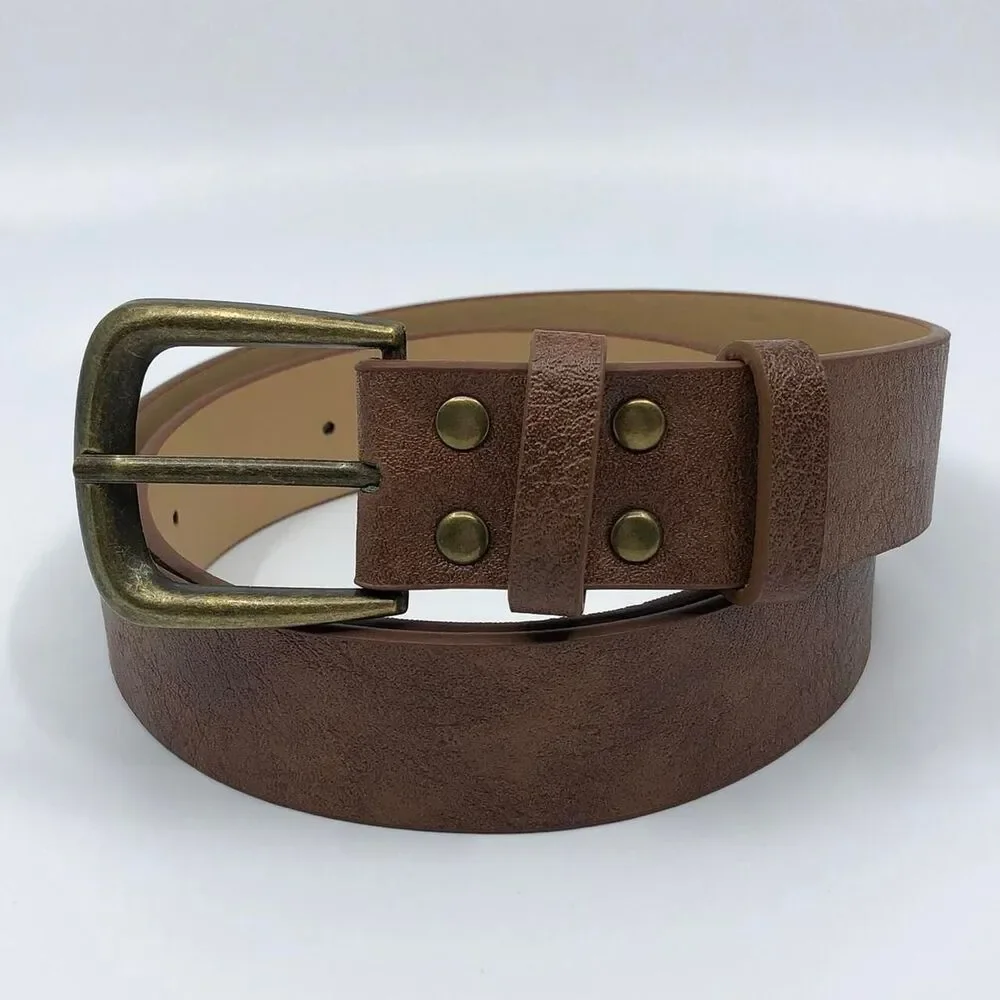 Women’s Brown Belt w/ Antique Brass Buckle, 23.5-34 Inches, X7G9A752